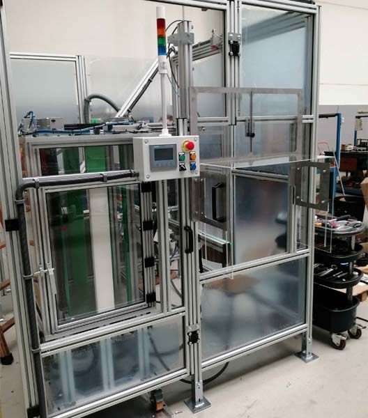 Máster N. Automatismos, s.l. máquina en proceso