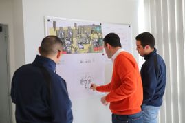 Máster N. Automatismos, s.l. hombres reunidos